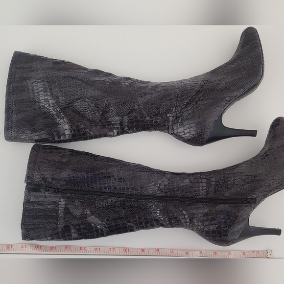 Blue high heel boots size 6 - Picture 2 of 3